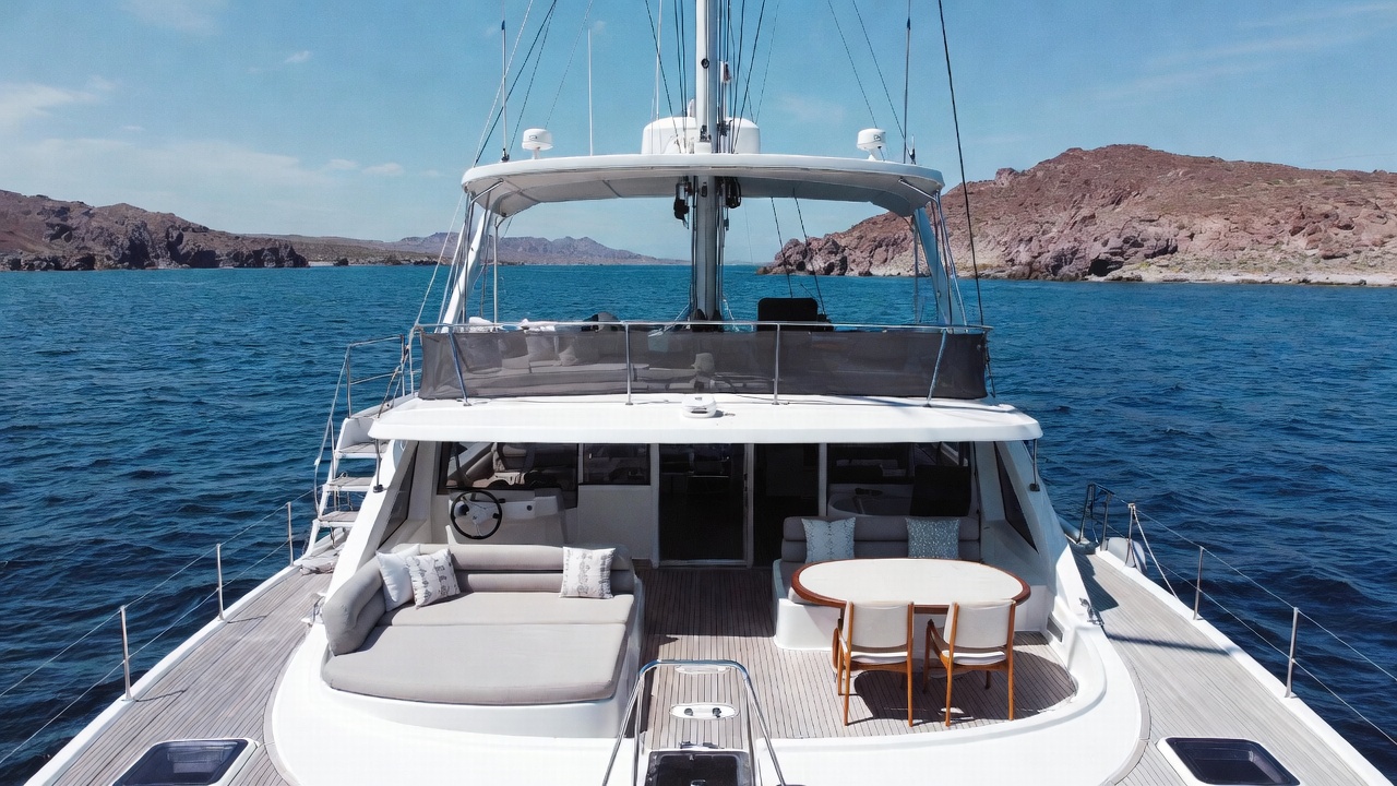 65' Leopard Power Cat