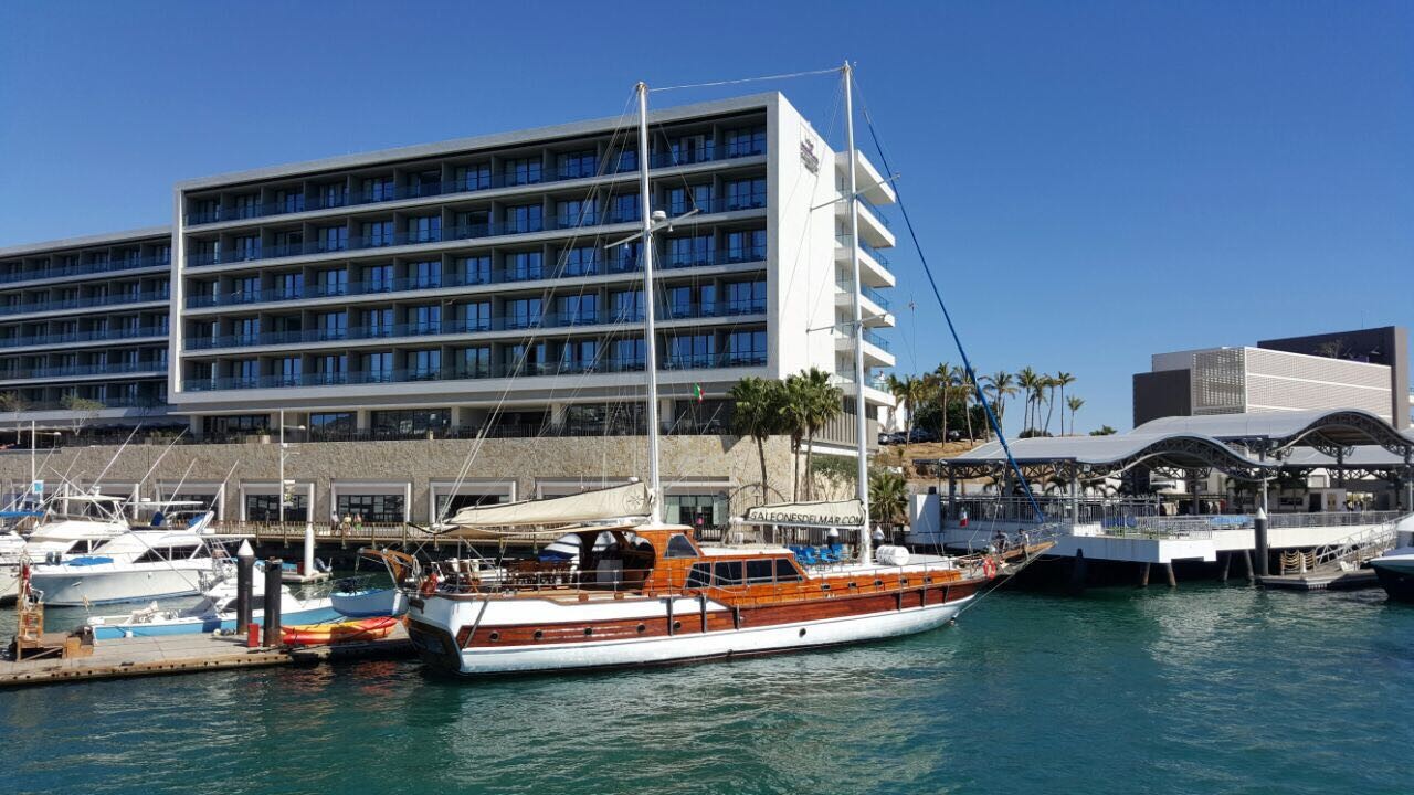 74' Luxury Sailing Boat