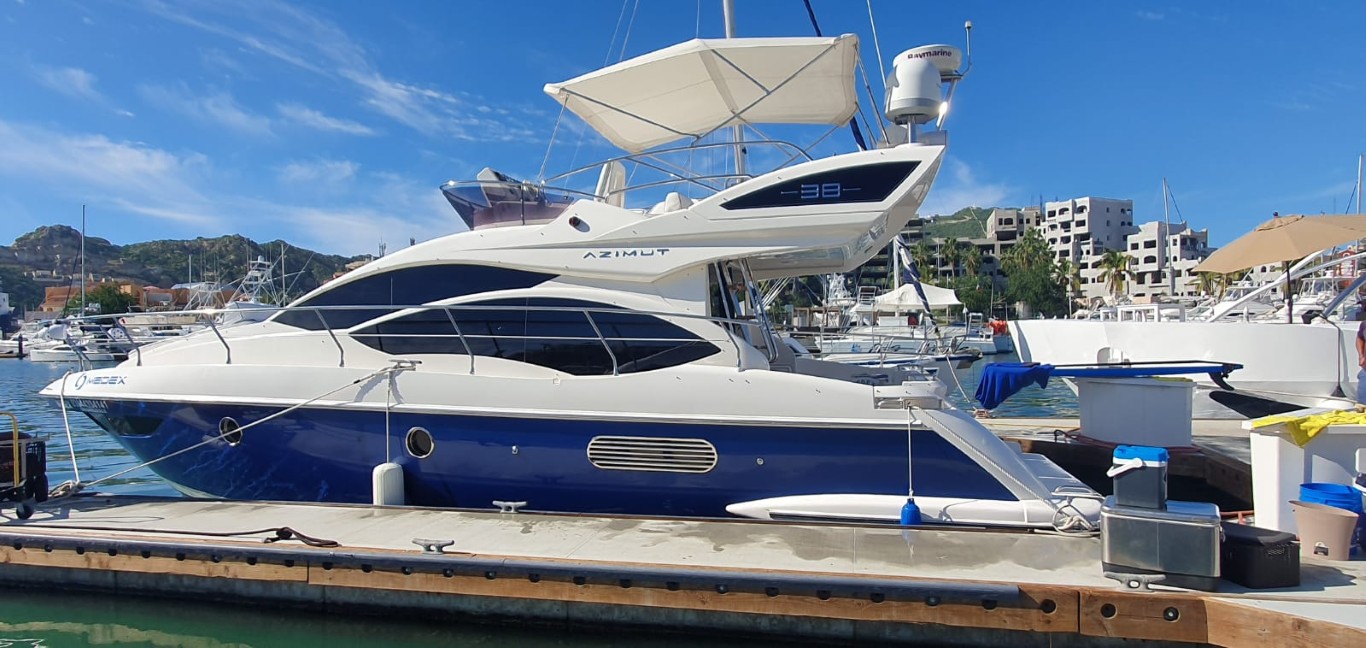 38ft Azimut Blue